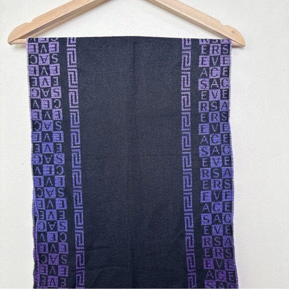 Versace Unisex Purple Ombre Geometric One Size Woven Scarf - Picture 11 of 15